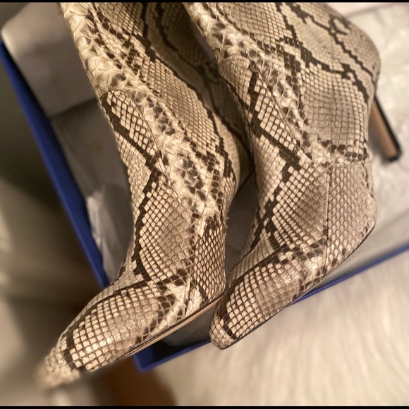 Stuart Weitzman Rapture 75 Mid-Calf Boot - Picture 4 of 12